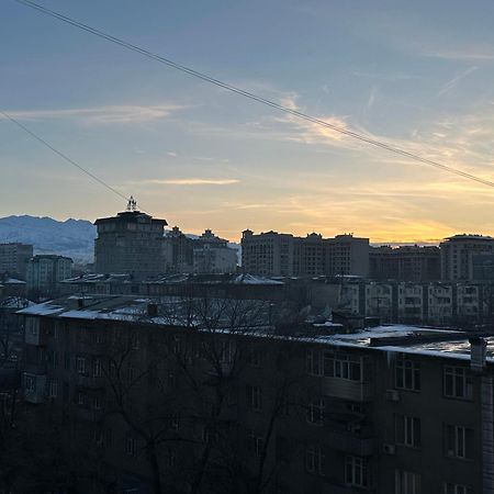 1-Room Apart. 21 On Usenbaeva 52 Near Eurasia Shopping Center Bishkek Exterior foto