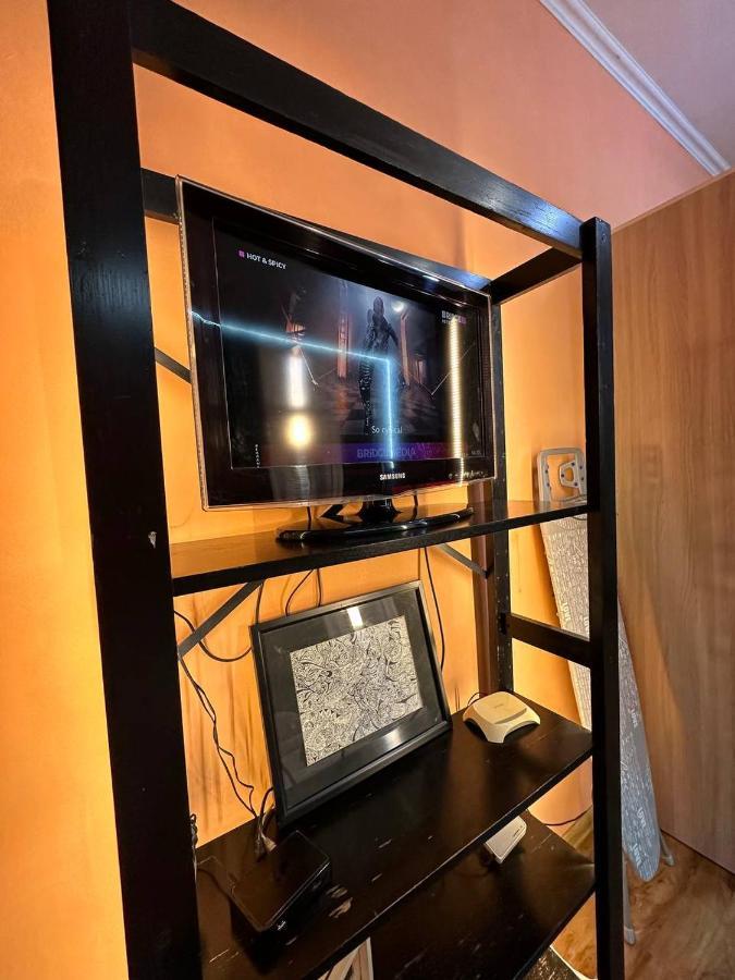 1-Room Apart. 21 On Usenbaeva 52 Near Eurasia Shopping Center Bishkek Exterior foto